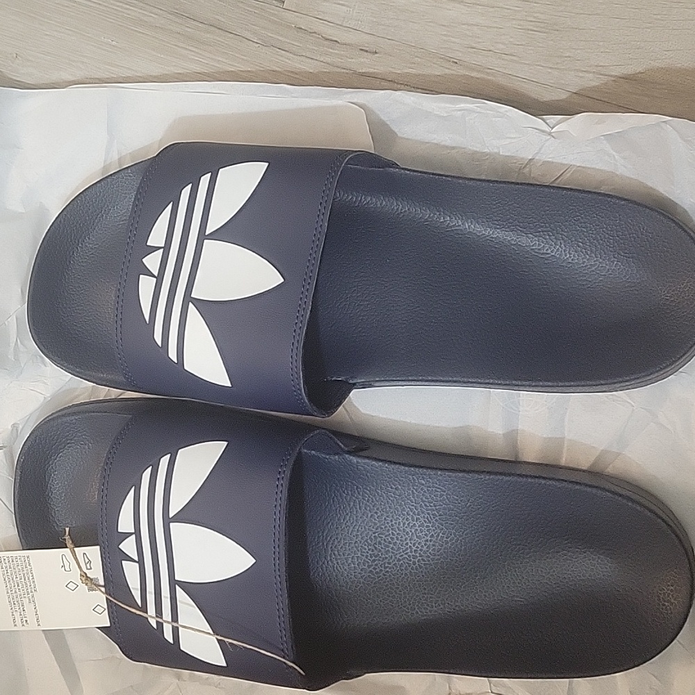 ADIDAS ORIGINAL ADILETTE LITE SIZE 12 OR 13 SLIDES NWT